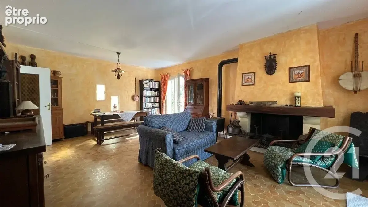 Maison 7 pièces 196 m² à vendre à Saint-Quentin-La-Poterie (30700) - photo 6