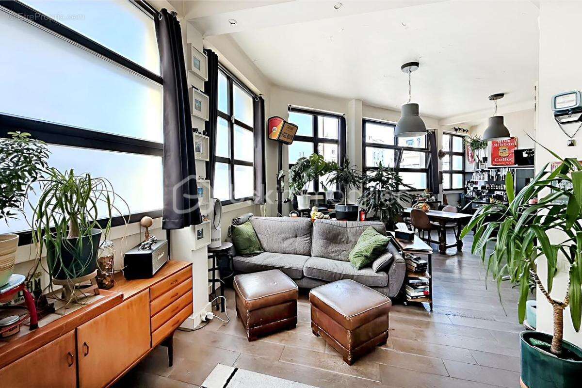 Appartement à PARIS-19E