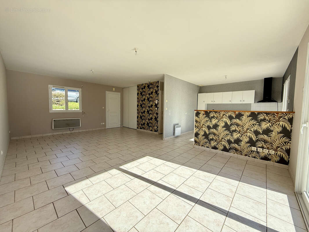 Maison à SAINT-VAAST-DU-VAL