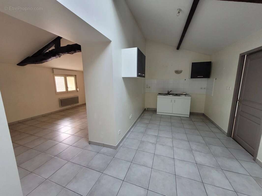 Appartement à BELLEVILLE