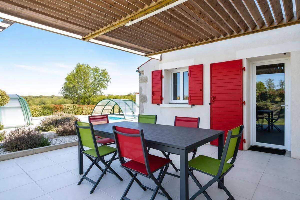 Maison à MERVENT