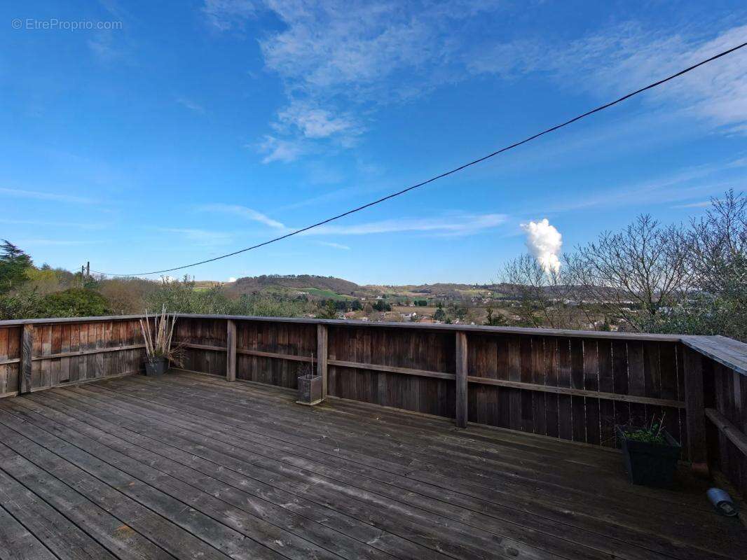 Maison à BON-ENCONTRE