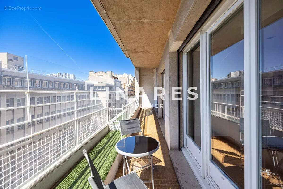 PERRIER HORIZON - Appartement T4 de 126m2 - Balcons - Loggia - Cave - 13008 - photo 11
