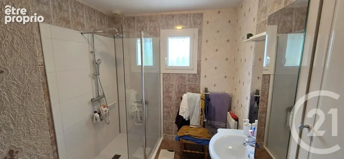 Maison 5 pièces 95 m² à vendre à Saint-Laurent-D'andenay (71210) - photo 7