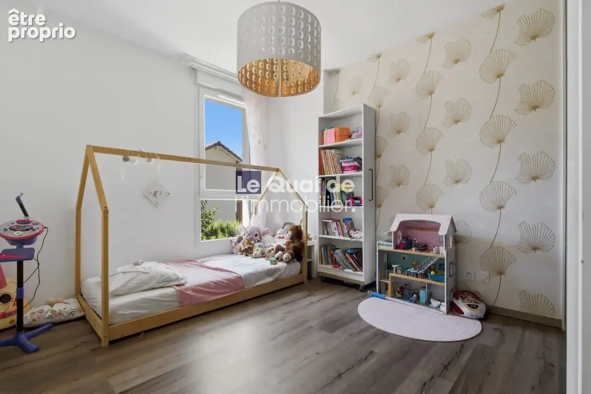 Maison 88 m² à Saint-Georges-De-Commiers  - photo 9