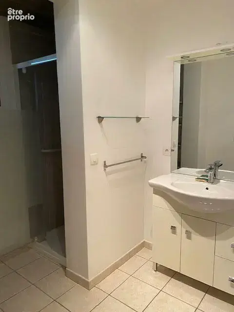 En exclusivité Maison de village avec garage et terrasse sans aucun vis a vis le tout en parfait etat - photo 8