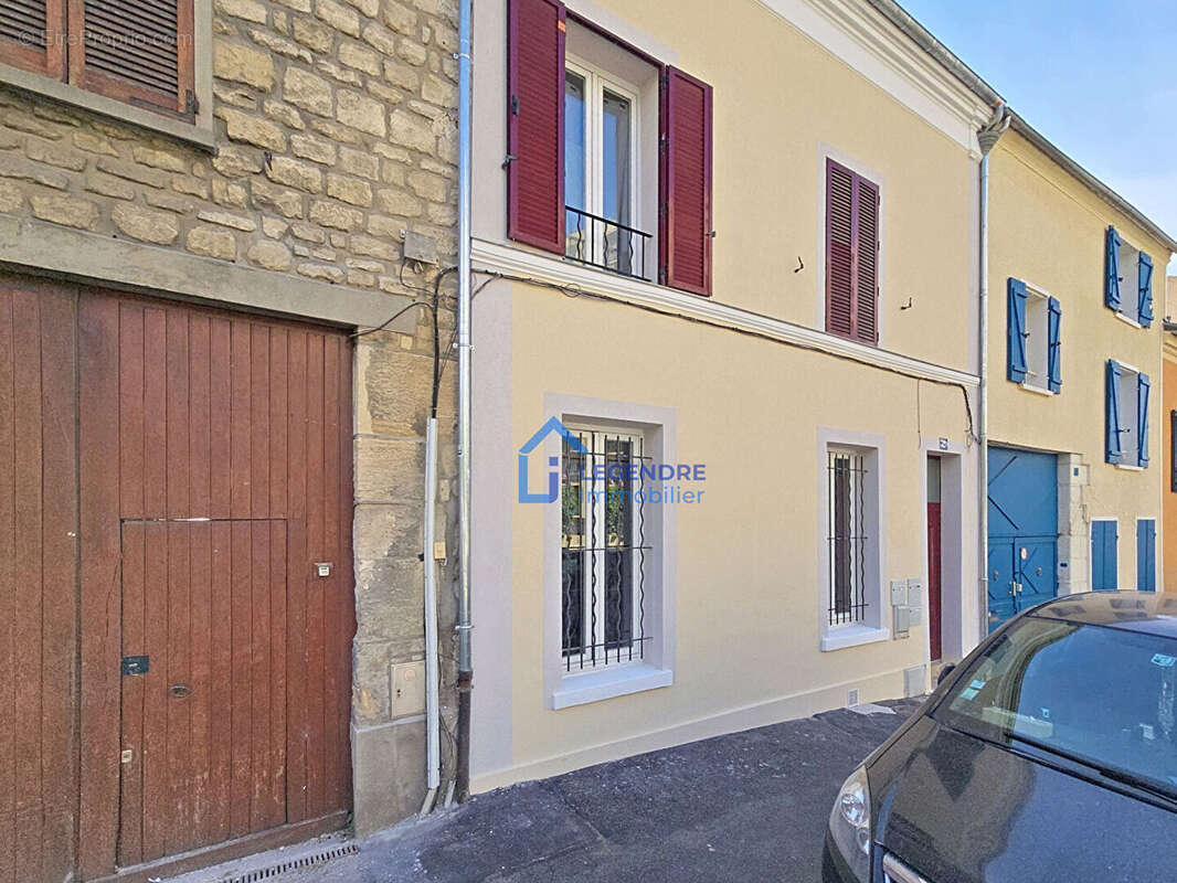 Appartement à SAINT-OUEN-L'AUMONE