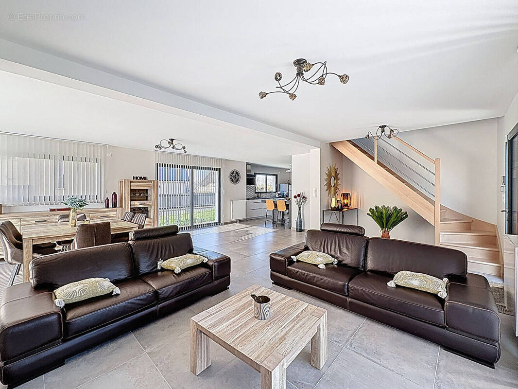 Maison à AUBERVILLE