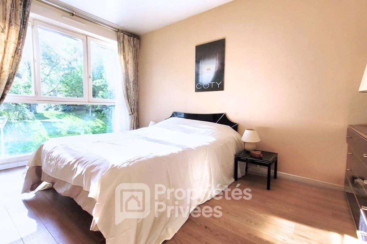 Appartement à LES ULIS