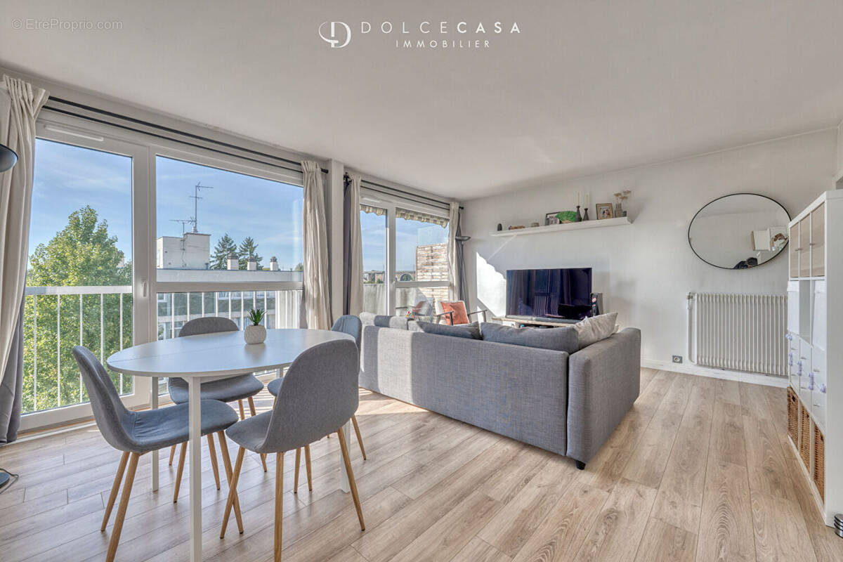 Appartement à LE PERREUX-SUR-MARNE