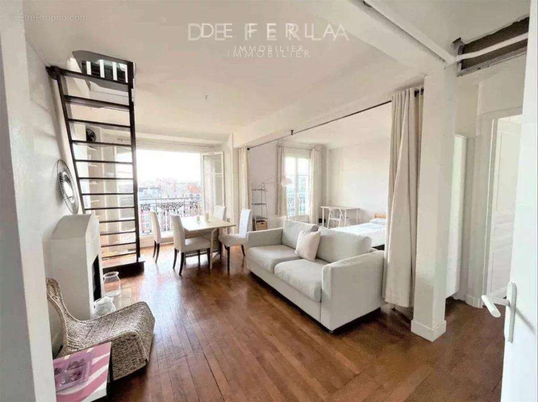 Appartement à PARIS-15E