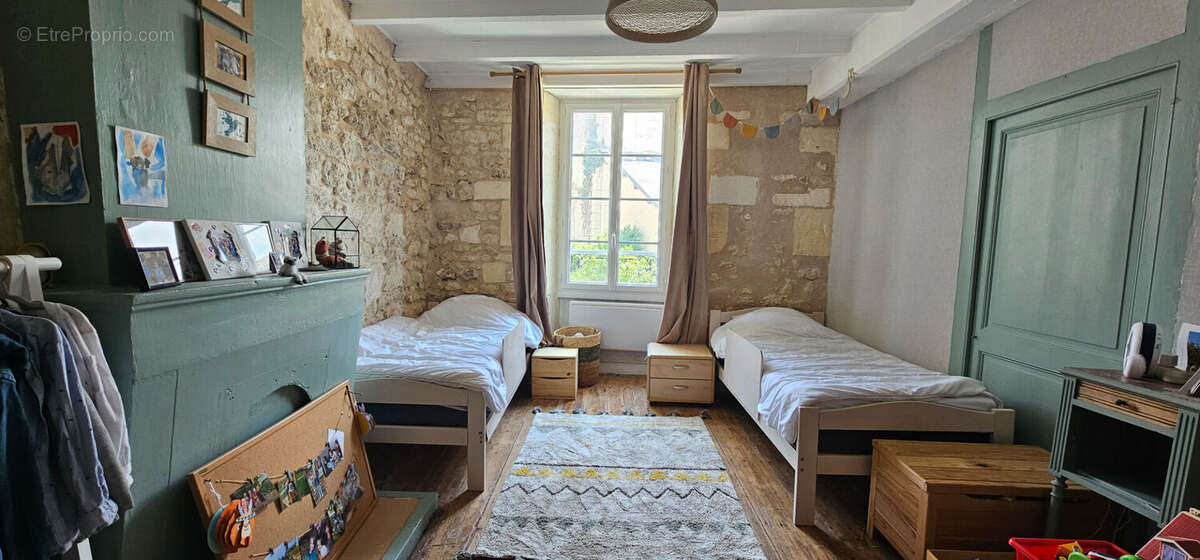 Maison à CHERAC