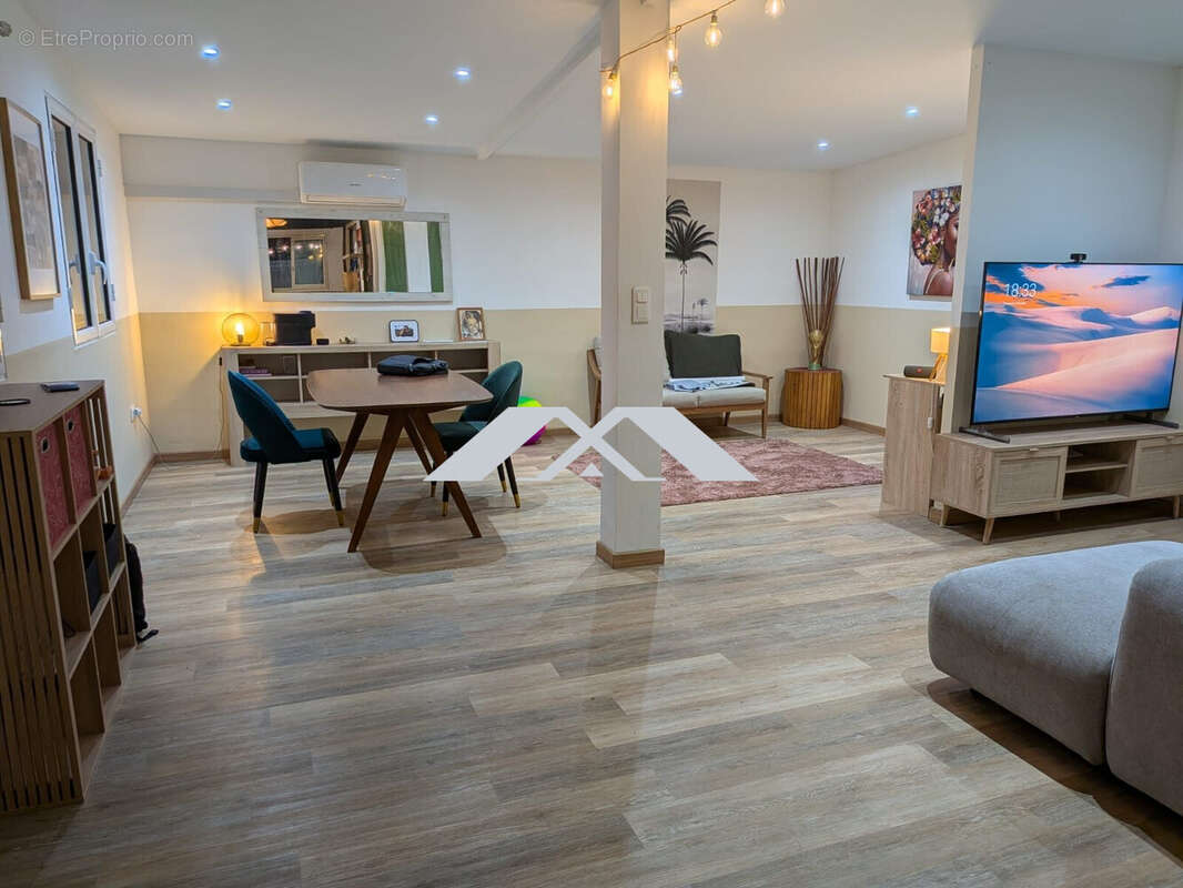 Maison 96 m² à Le Tampon  - photo 3