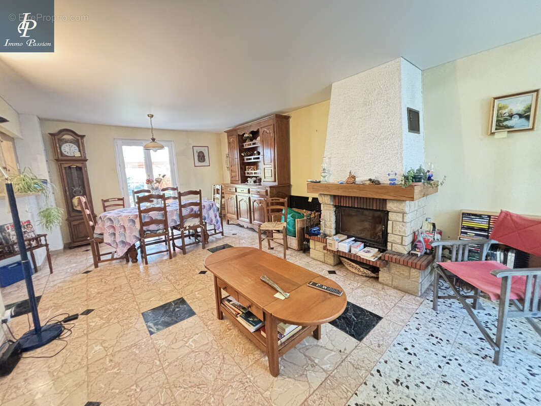 Maison à SAINT-APOLLINAIRE