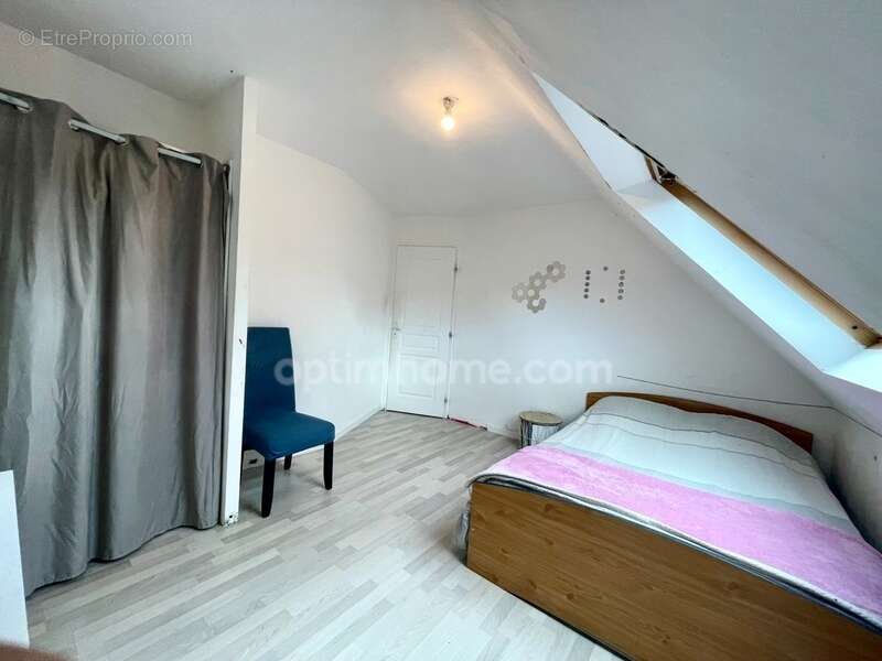 Maison à PLOUNEVEZ-QUINTIN