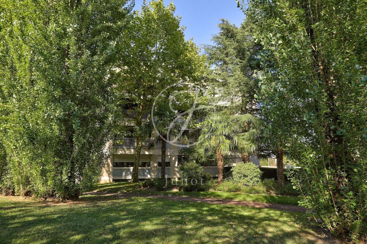 Appartement à GARCHES