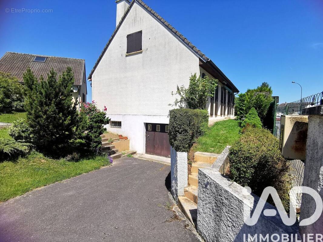 Photo 1 - Maison à MAGENTA