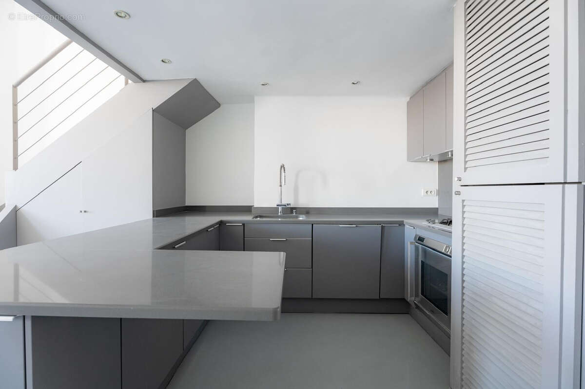 Appartement à MARSEILLE-7E