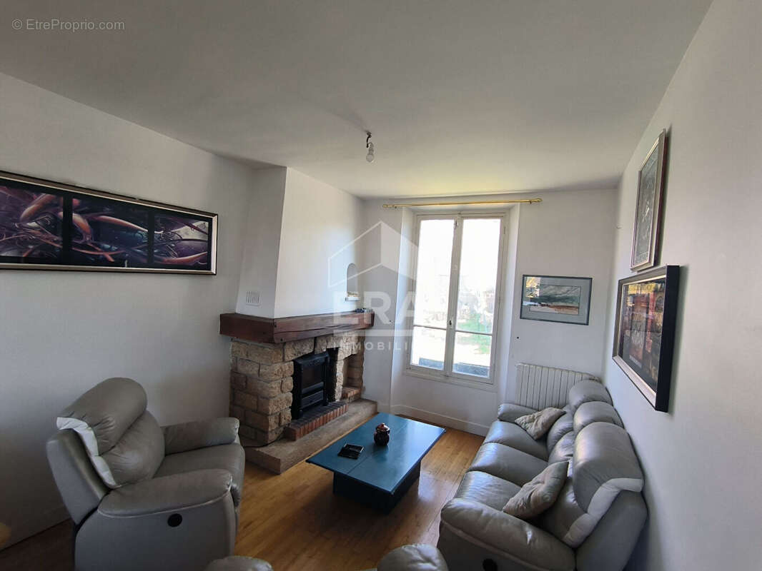 Maison à BALLANCOURT-SUR-ESSONNE