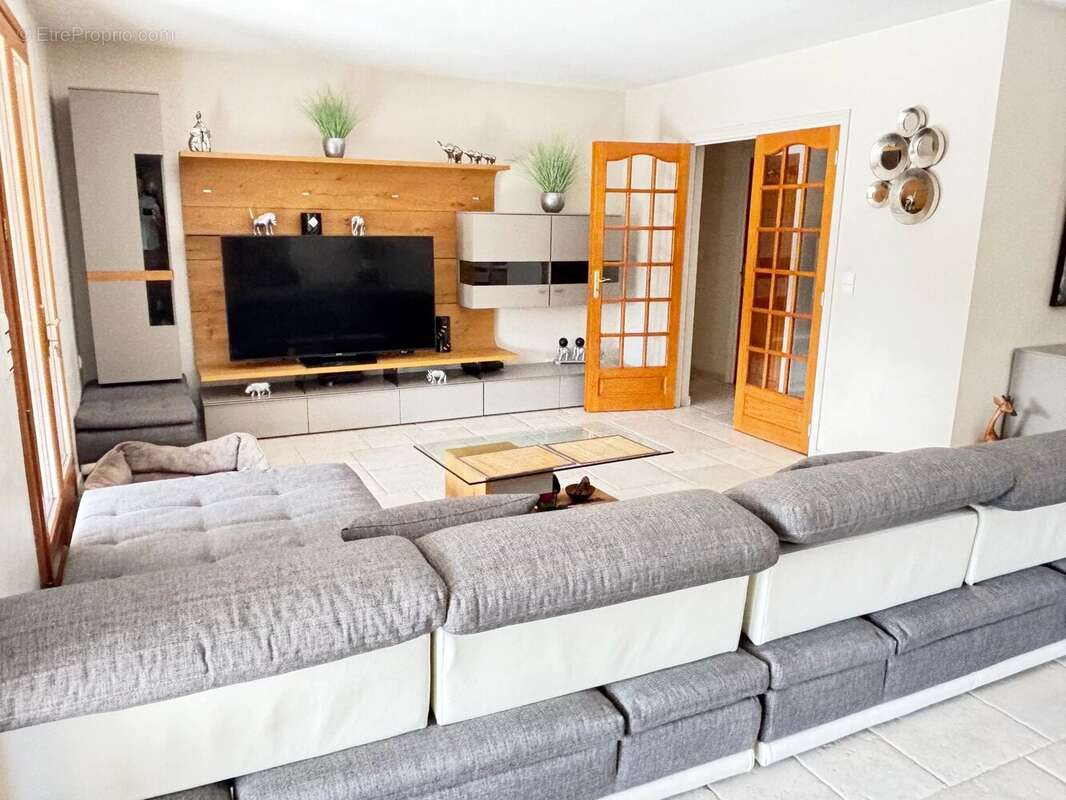 Maison à FREJUS