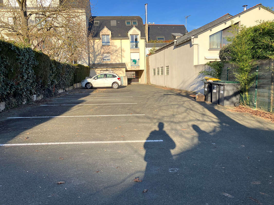 Parking / box Angers - photo 3