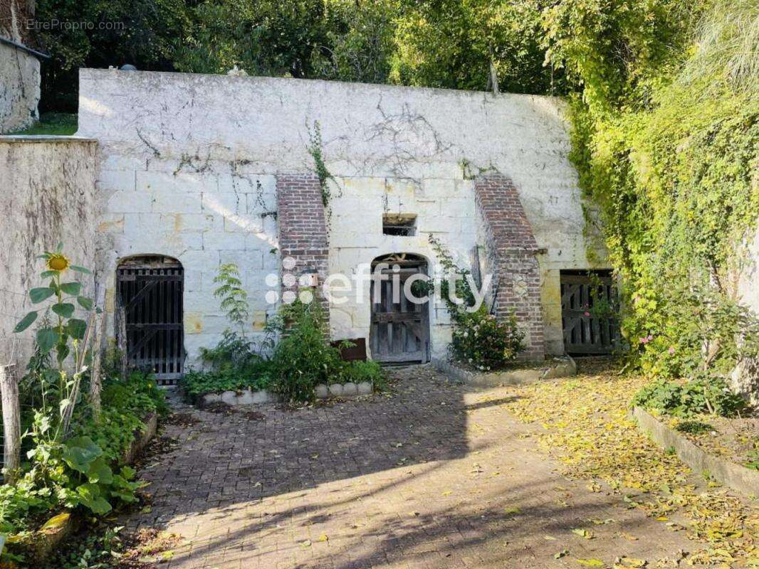 Maison à RUILLE-SUR-LOIR