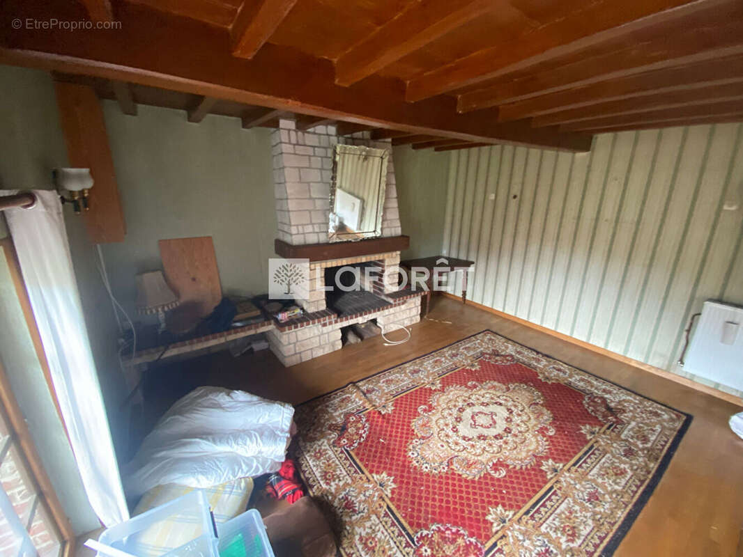 Maison à BEAURAINVILLE