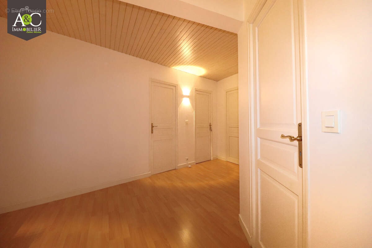 Appartement à LE FAOUET
