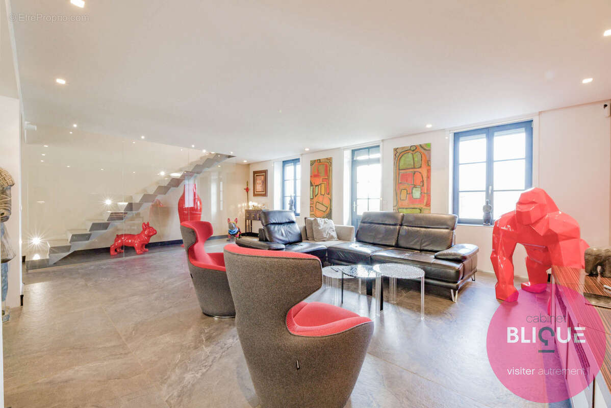 Maison à LAY-SAINT-CHRISTOPHE