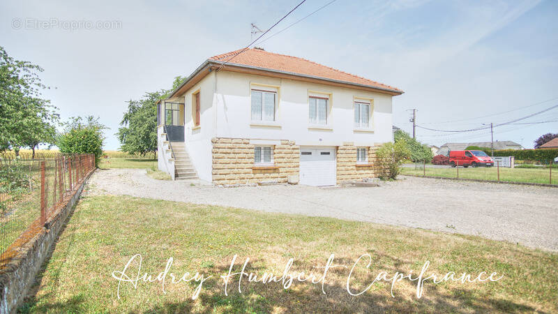 Maison à FRESNES-EN-WOEVRE