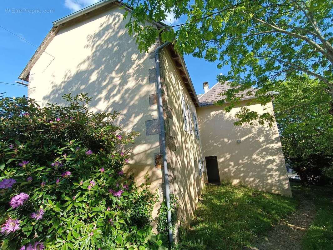Maison à SAINT-JULIEN-AUX-BOIS