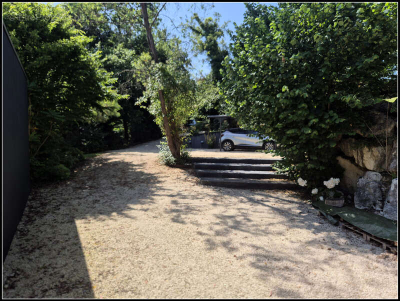 Maison à LA ROMIEU