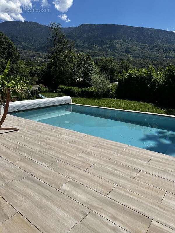 Maison à VAULNAVEYS-LE-HAUT