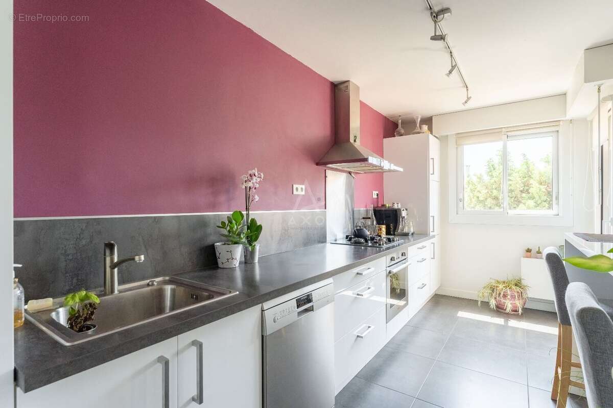 Appartement à MARSEILLE-12E