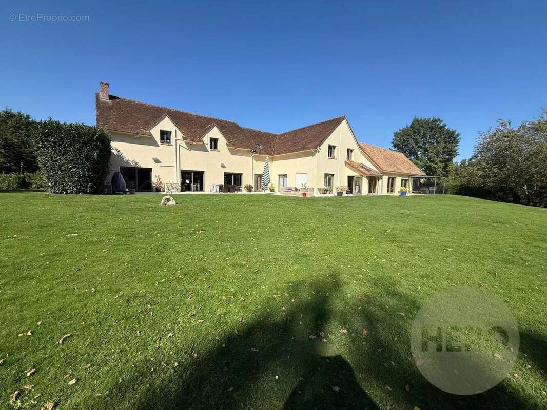 Maison à MONTFORT-L&#039;AMAURY