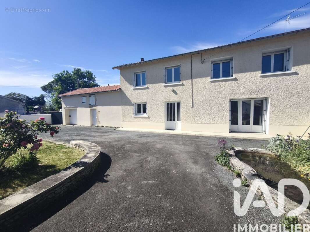 Photo 2 - Maison à AIFFRES