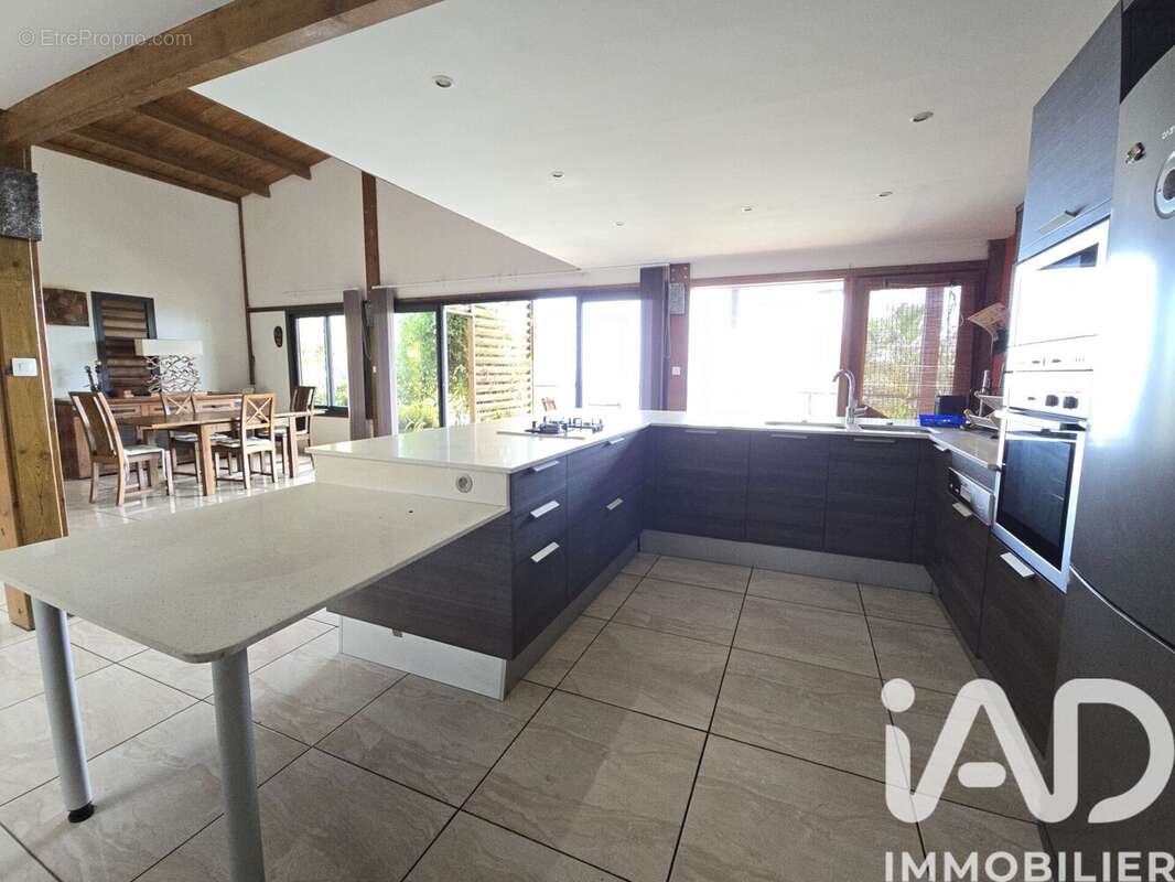 Photo 4 - Maison à LES AVIRONS