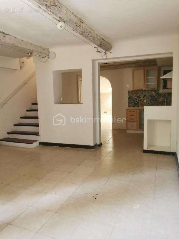 Exclusivité - coup de cœur à DIGNE centre - appartement 58m², 4 pièces - cave 20m² - photo 3