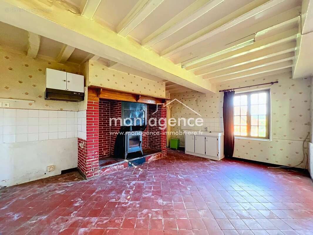 Maison à NEUVILLE-FERRIERES