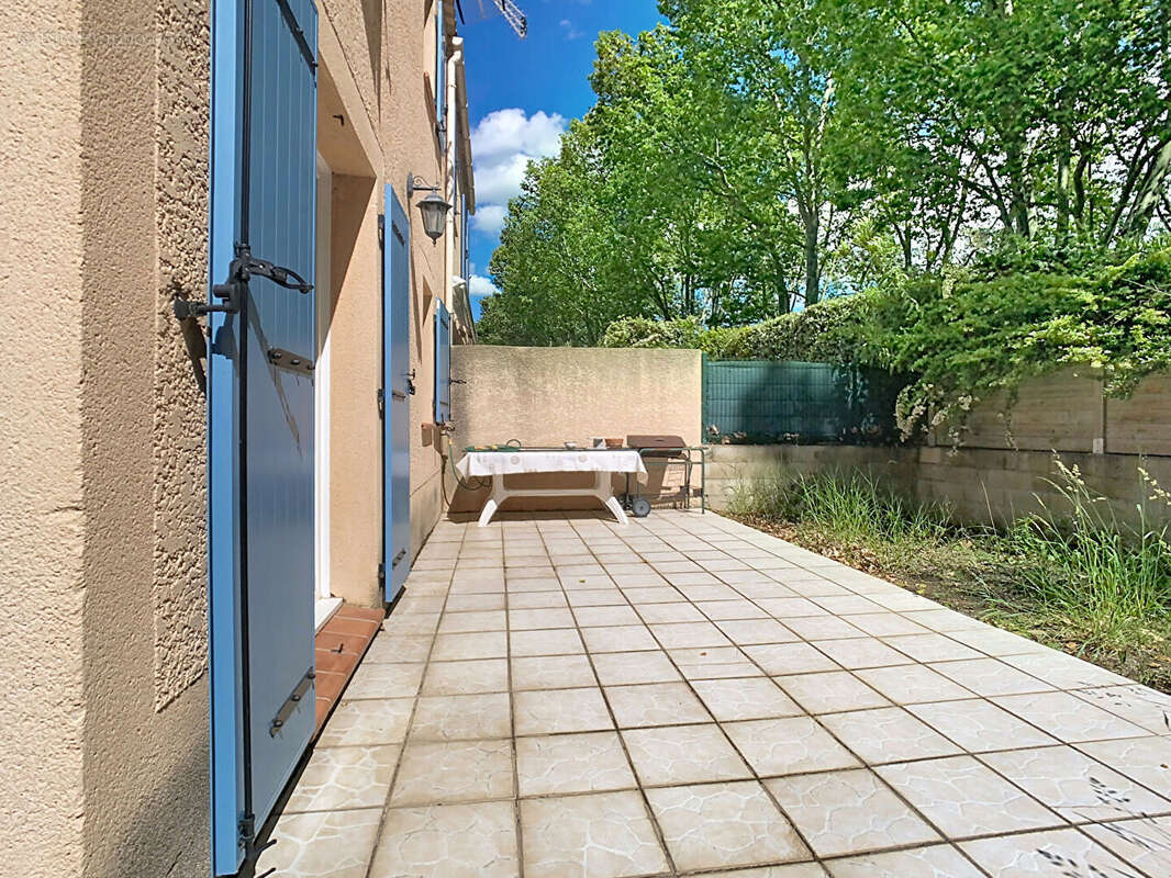 Maison Vitrolles 4 pièce(s) 78 m2 - photo 7
