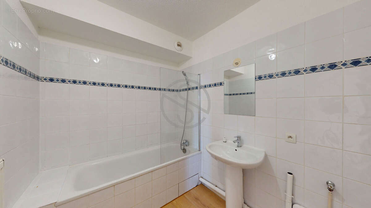 Appartement La Cote Saint Andre 4 pièces de 75 m2 - photo 7
