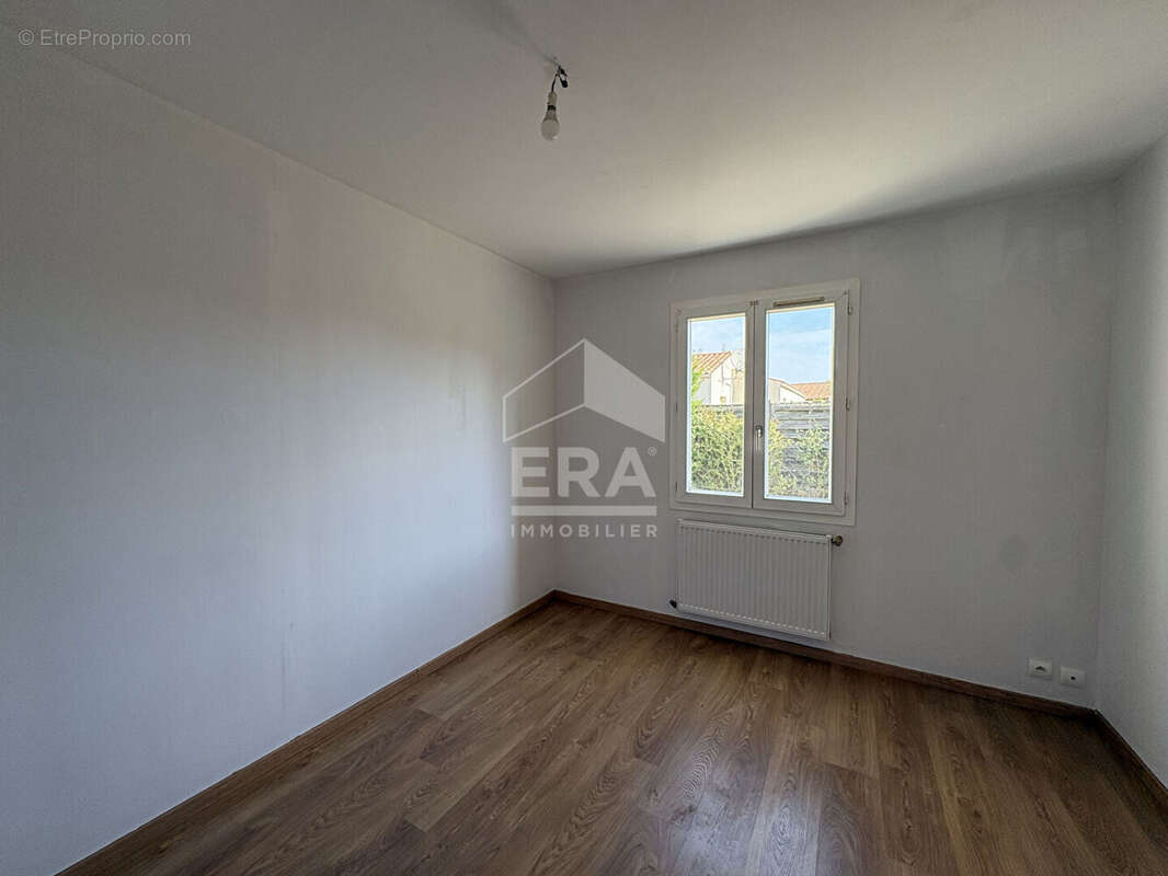 Maison 85m² à saintes - photo 9