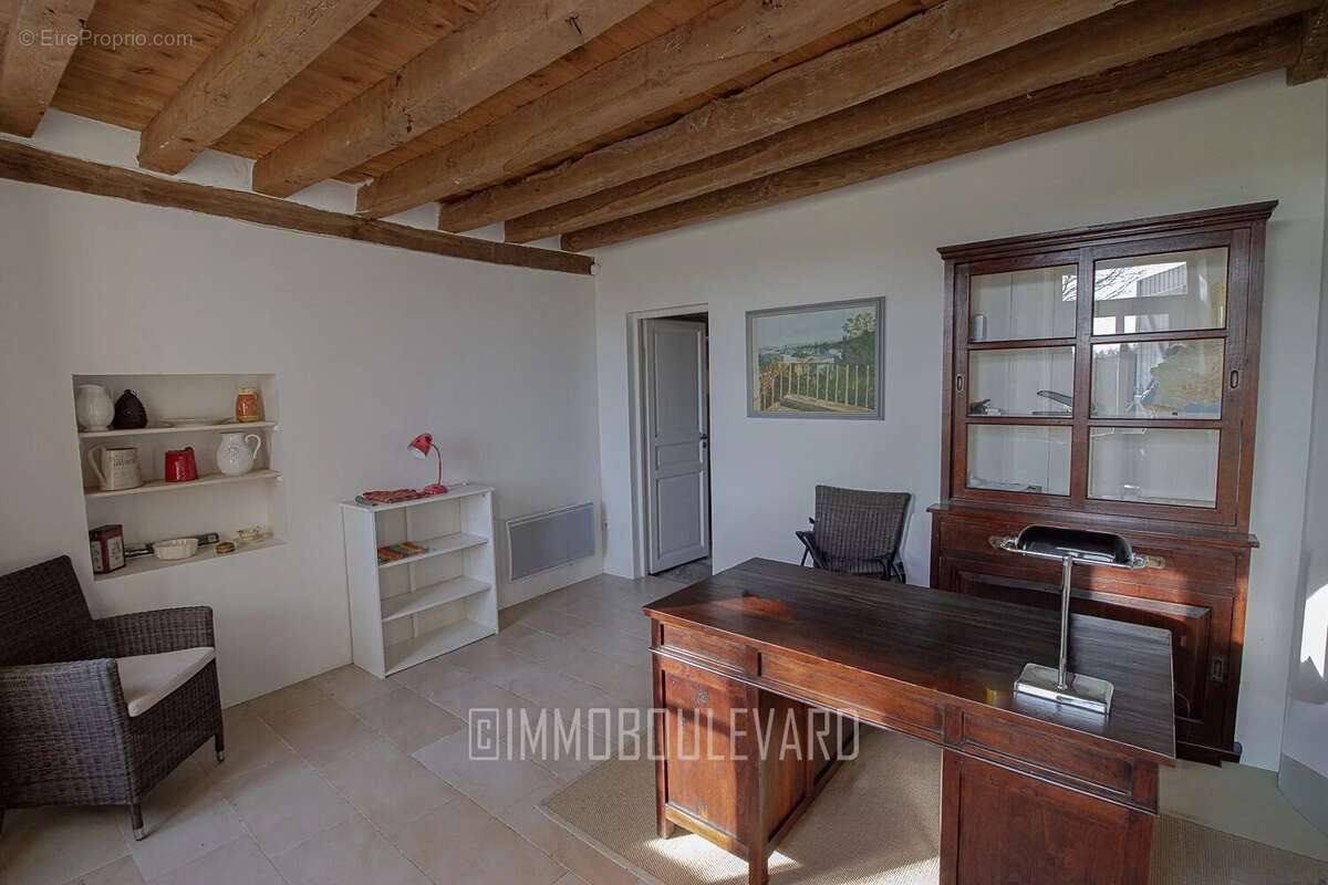 Maison à BOUSSAC-BOURG