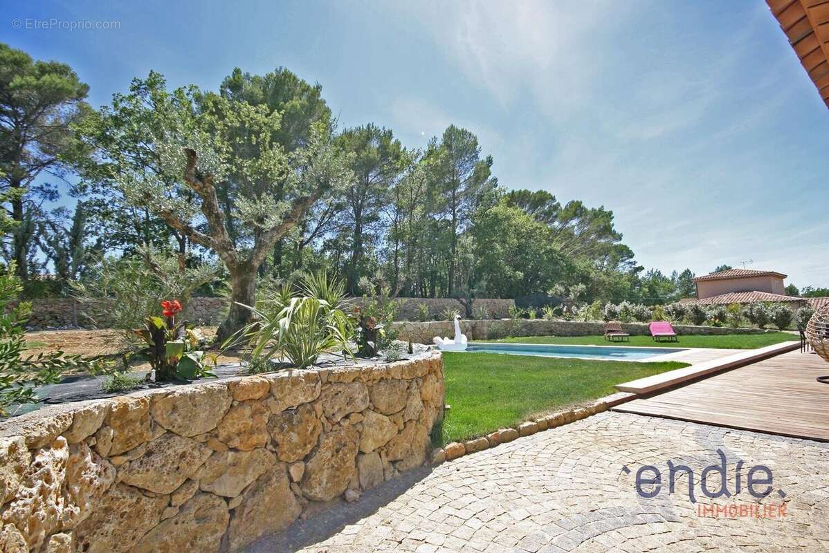 Maison à LORGUES