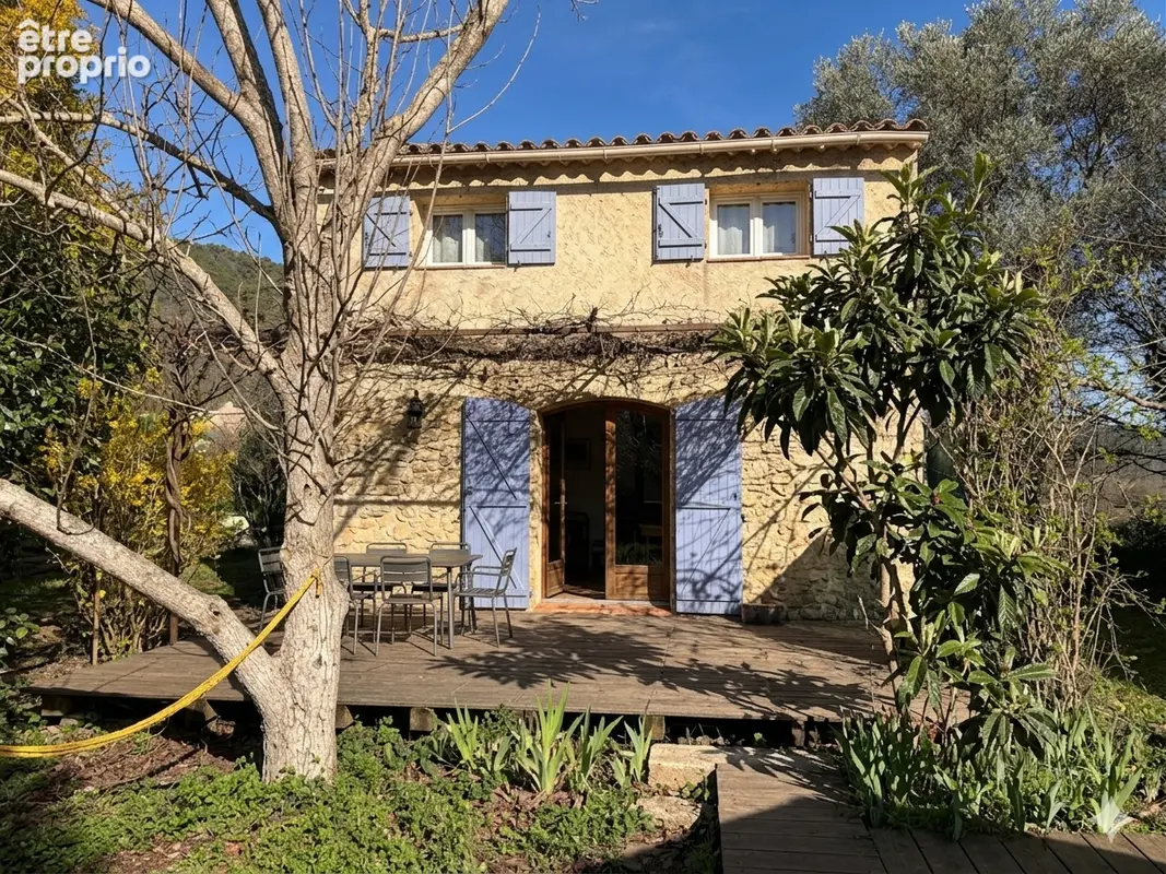 Maison à CORRENS