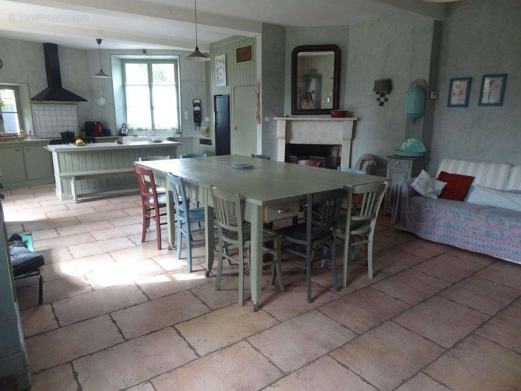 Grande maison de caractère, ancienne abbaye, longère +1771 m² de parc - photo 6