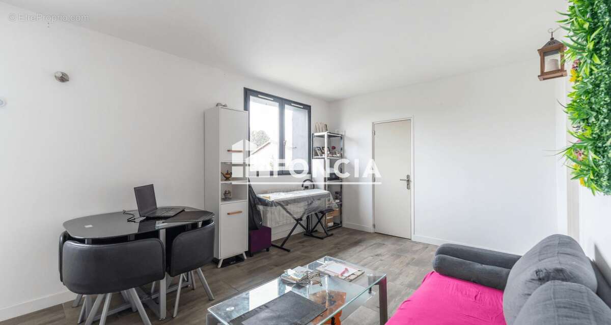 Appartement à AULNAY-SOUS-BOIS
