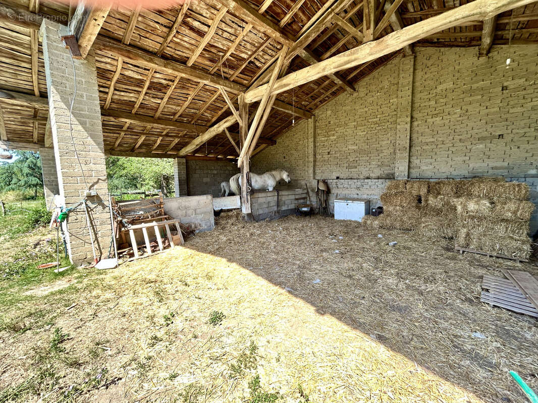 Maison à LAGRAULET-SAINT-NICOLAS