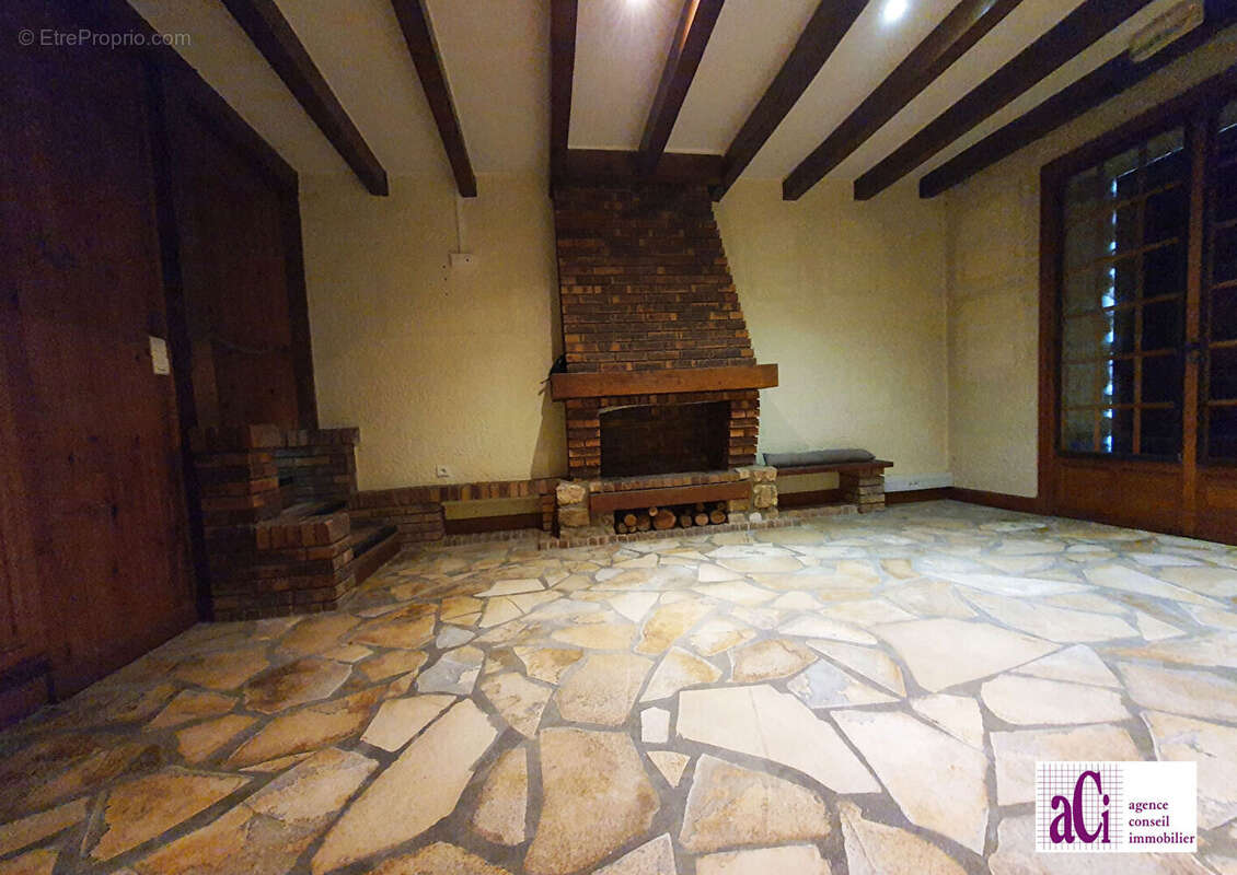 Maison à L&#039;HAY-LES-ROSES