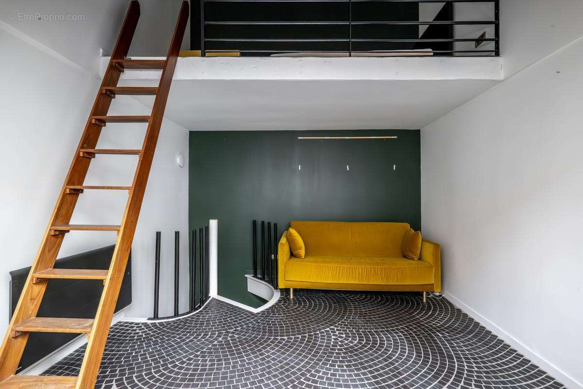 Appartement à PARIS-2E